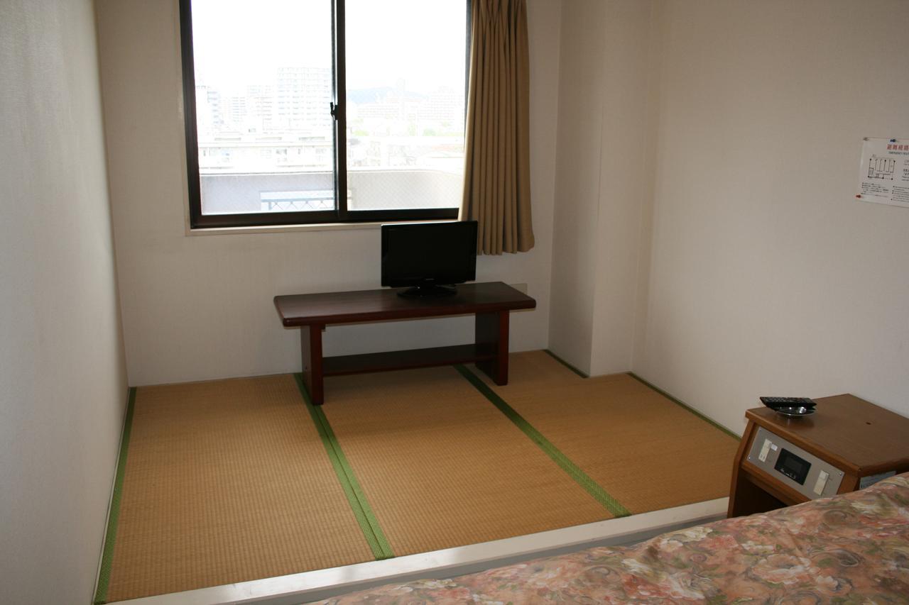 Hiroshima Peace Hotel Ujina Exterior photo